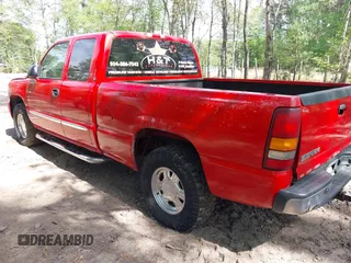 2003 GMC Sierra 1500 SLT z VIN 1GTEK19T33E199331, wystawiony jako IAAI lot #42062356 z przebiegiem 280 794 mil mil oraz . Historia ofert i sprzedaży dostępna na DreamBid. Obrazek 3.