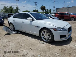 2018 Jaguar XF 35t Portfolio Ltd Edition with VIN SAJBN4EV9JCY53925, listed as a Copart auction lot 64157684 with 37,651 mi miles and Salvage Title. Bid and sale history available at carsss.com. Image 4.