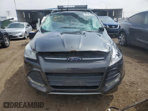 2016 Ford Escape SE z VIN 1FMCU9GX0GUC25252, wystawiony jako Copart lot #51181165 z przebiegiem 76 653 mil mil oraz Szkody całkowita. Historia ofert i sprzedaży dostępna na DreamBid. Obrazek 5.