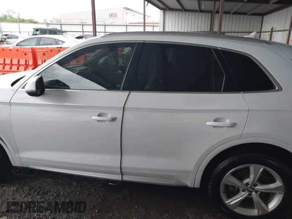 2020 Audi Q5 Premium Plus z VIN WA1BNAFY0L2105010, wystawiony jako IAAI lot #42121483 z przebiegiem 64 244 mil mil oraz . Historia ofert i sprzedaży dostępna na DreamBid. Obrazek 15.