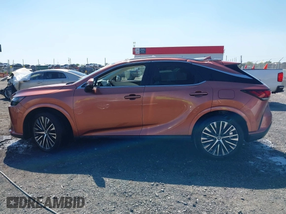 2024 Lexus RX 350 with VIN 2T2BAMCA5RC087894, listed as a IAAI auction lot 42022935 with 3,484 mi miles and . Bid and sale history available at DreamBid. Image 14.