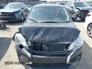 2023 Mitsubishi Mirage ES z VIN ML32AUHJ1PH006883, wystawiony jako IAAI lot #42083470 z przebiegiem 24 993 mil mil oraz . Historia ofert i sprzedaży dostępna na DreamBid. Obrazek 11.