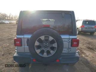 2018 Jeep Wrangler Unlimited Sahara z VIN 1C4HJXEN4JW173435, wystawiony jako IAAI lot #41453040 z przebiegiem 51 530 mil mil oraz . Historia ofert i sprzedaży dostępna na DreamBid. Obrazek 16.