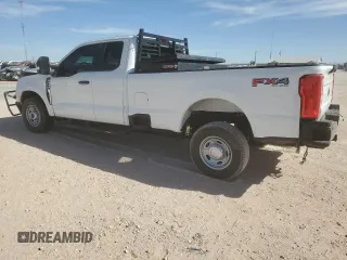 2023 Ford F-250 XL with VIN 1FT7X2BA9PED99760, listed as a Copart auction lot 47623875 with 36,082 mi miles and Salvage title. Bid and sale history available at DreamBid. Image 2.