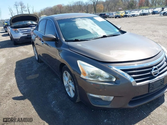 2013 Nissan Altima 2.5 SV with VIN 1N4AL3AP4DC145691, listed as a IAAI auction lot 41977783 with 146,075 mi miles. Bid and sale history available at carsss.com. Image 1.