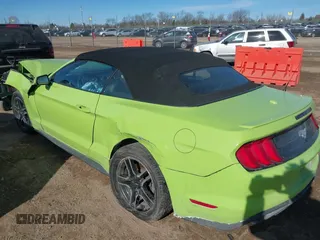 2020 Ford Mustang EcoBoost z VIN 1FATP8UHXL5186022, wystawiony jako IAAI lot #41395446 z przebiegiem 117 634 mil mil oraz . Historia ofert i sprzedaży dostępna na DreamBid. Obrazek 3.