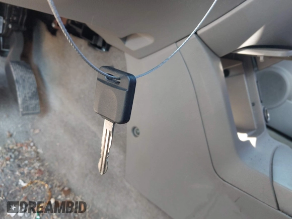 2002 Nissan Altima SL z VIN 1N4AL11DX2C279807, wystawiony jako IAAI lot #42482548 z przebiegiem 208 233 mil mil oraz . Historia ofert i sprzedaży dostępna na DreamBid. Obrazek 11.