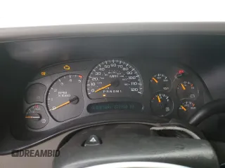 2007 GMC Sierra 3500 SRW Work Trk z VIN 1GTHK33D27F106146, wystawiony jako Copart lot #77556084 z przebiegiem 277 900 mil mil oraz Szkody całkowita. Historia ofert i sprzedaży dostępna na DreamBid. Obrazek 9.