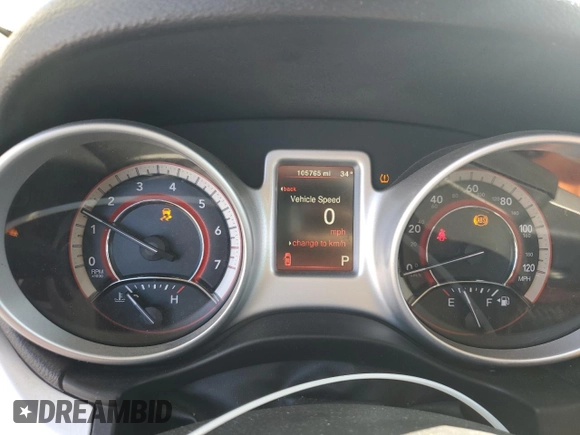 2017 Dodge Journey SXT with VIN 3C4PDCBB8HT675449, listed as a Copart auction lot 88999075 with 105,765 mi miles and Salvage Title. Bid and sale history available at DreamBid. Image 9.