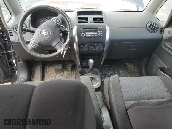 2009 Suzuki SX4 Sport FWD z VIN JS2YC414496202360, wystawiony jako Copart lot #48233305 z przebiegiem 196 937 mil mil oraz Szkoda całkowita • Salvage title. Historia ofert i sprzedaży dostępna na DreamBid. Obrazek 8.