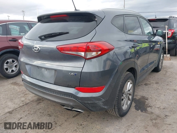 2016 Hyundai Tucson Sport with VIN KM8J33A20GU026691, listed as a IAAI auction lot 41496129 with 111,958 mi miles. Bid and sale history available at carsss.com. Image 4.