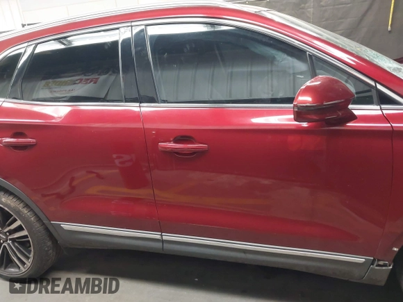 2017 Lincoln MKC Reserve with VIN 5LMTJ3DH7HUL34809, listed as a IAAI auction lot 41980642 with 89,247 mi miles and . Bid and sale history available at DreamBid. Image 14.