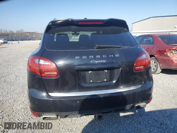 2013 Porsche Cayenne Diesel с VIN WP1AF2A2XDLA21133, выставлен на аукционе Copart как лот 46412045 с пробегом 138 047 миль миль и Списание • Salvage title. История ставок и продаж доступна на DreamBid. Изображение 6.