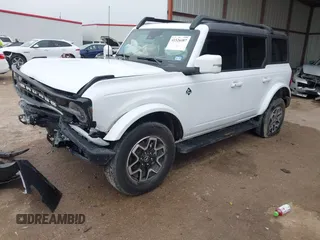 2024 Ford Bronco Outer Banks with VIN 1FMDE8BH4RLA69172, listed as a IAAI auction lot 41526087 with 24,467 mi miles. Bid and sale history available at carsss.com. Image 17.