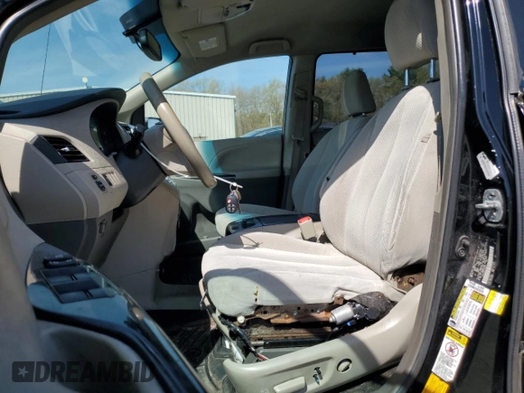 2014 Toyota Sienna LE with VIN 5TDJK3DC3ES072481, listed as a Copart auction lot 55293705 with 224,335 mi miles and Clean Title. Bid and sale history available at DreamBid. Image 7.