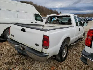 2001 Ford Super Duty F-250 XL with VIN 1FTNX20L01EB77093, listed as a Copart auction lot 81610324 with 219,741 mi miles and Salvage Title. Bid and sale history available at carsss.com. Image 3.