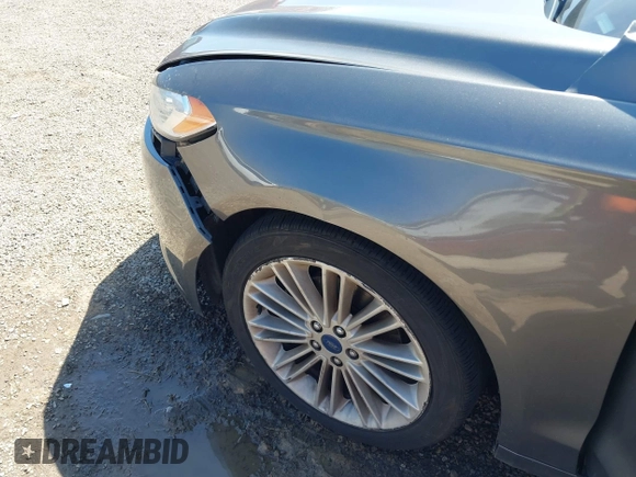 2014 Ford Fusion SE with VIN 3FA6P0H9XER319864, listed as a IAAI auction lot 42063072 with 151,526 mi miles. Bid and sale history available at carsss.com. Image 17.