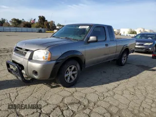 2004 Nissan Frontier XE z VIN 1N6DD26T34C427953, wystawiony jako Copart lot #50048265 z przebiegiem 311 020 mil mil oraz Czysty tytuł • Clean title. Historia ofert i sprzedaży dostępna na DreamBid. Obrazek 1.