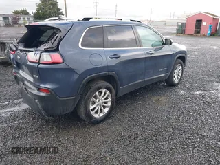 2019 Jeep Cherokee Latitude z VIN 1C4PJMCX2KD369871, wystawiony jako IAAI lot #42239476 z przebiegiem 88 261 mil mil oraz . Historia ofert i sprzedaży dostępna na DreamBid. Obrazek 4.