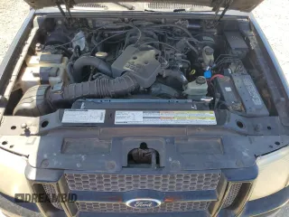 2001 Ford Explorer Sport Trac with VIN 1FMZU77E21UC32983, listed as a Copart auction lot 62192365 with 179,611 mi miles and Salvage title. Bid and sale history available at DreamBid. Image 11.