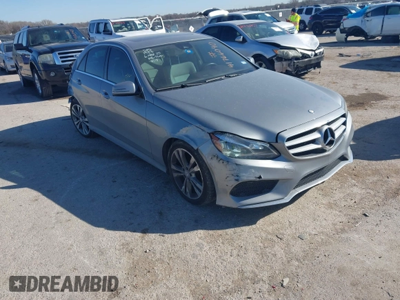 2014 Mercedes-Benz E 350 Sport with VIN WDDHF5KB3EA971983, listed as a IAAI auction lot 41766040 with 95,321 mi miles and . Bid and sale history available at carsss.com. Image 1.