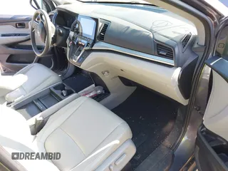 2019 Honda Odyssey EX with VIN 5FNRL6H53KB015260, listed as a IAAI auction lot 42106324 with 67,447 mi miles. Bid and sale history available at carsss.com. Image 5.