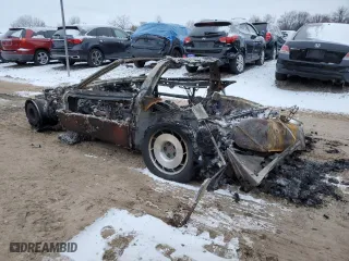 1987 Chevrolet Corvette with VIN 1G1YY2180H5113000, listed as a Copart auction lot 83015414 with 0 mi miles and Salvage Title. Bid and sale history available at carsss.com. Image 2.
