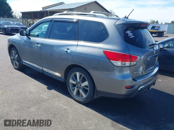 2015 Nissan Pathfinder S z VIN 5N1AR2MM7FC686768, wystawiony jako IAAI lot #41869145 z przebiegiem 150 144 mil mil oraz . Historia ofert i sprzedaży dostępna na DreamBid. Obrazek 3.