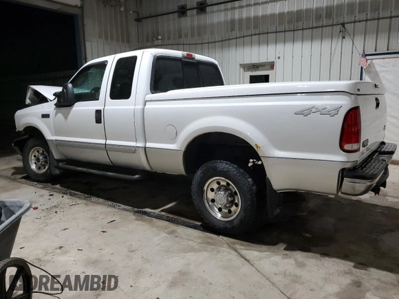 2003 Ford Super Duty F-250 XL with VIN 1FTNX21L83EA33406, listed as a Copart auction lot 84968604 with 204,058 mi miles and Salvage Title. Bid and sale history available at carsss.com. Image 2.