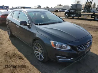 2016 Volvo V60 T5 Drive-E Premier with VIN YV140MEK7G1306212, listed as a Copart auction lot 70646442 with 108,732 mi miles. Bid and sale history available at carsss.com. Image 4.