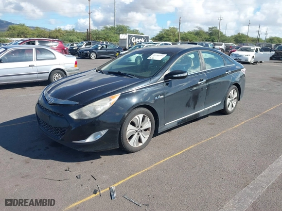 2013 Hyundai Sonata Hybrid with VIN KMHEC4A48DA092248, listed as a IAAI auction lot 41240199 with 150,322 mi miles. Bid and sale history available at carsss.com. Image 2.