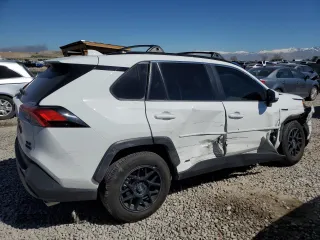 2021 Toyota RAV4 Hybrid XLE with VIN JTMRWRFV6MD559354, listed as a Copart auction lot 50803455 with 56,604 mi miles and Salvage Title. Bid and sale history available at carsss.com. Image 3.