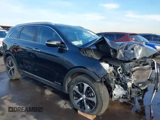 2017 Kia Sorento EX with VIN 5XYPHDA55HG233354, listed as a IAAI auction lot 41128779 with 122,058 mi miles and . Bid and sale history available at carsss.com. Image 1.
