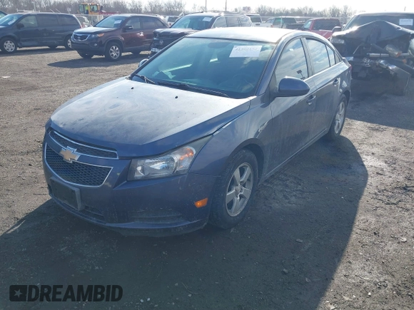 2014 Chevrolet Cruze 1LT with VIN 1G1PC5SB9E7323441, listed as a IAAI auction lot 41400152 with 134,594 mi miles and . Bid and sale history available at DreamBid. Image 17.
