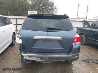 2011 Toyota Highlander with VIN 5TDZK3EH8BS028548, listed as a IAAI auction lot 41346300 with 198,043 mi miles. Bid and sale history available at carsss.com. Image 16.