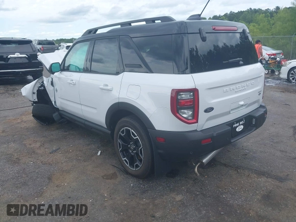 2025 Ford Bronco Sport Outer Banks with VIN 3FMCR9CN7SRE28578, listed as a IAAI auction lot 42355247 with 2,961 mi miles and . Bid and sale history available at DreamBid. Image 3.