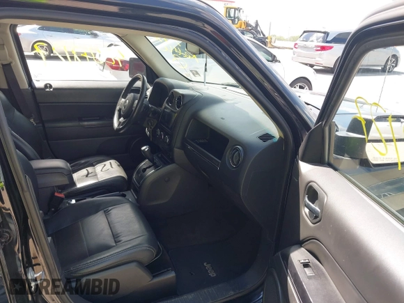 2015 Jeep Patriot High Altitude with VIN 1C4NJRFB1FD413028, listed as a IAAI auction lot 42648127 with 133,306 mi miles and . Bid and sale history available at DreamBid. Image 5.