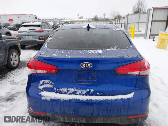 2017 Kia Forte LX with VIN 3KPFK4A7XHE057087, listed as a IAAI auction lot 41633624 with 82,829 mi miles. Bid and sale history available at carsss.com. Image 15.