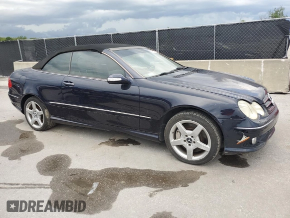 2007 Mercedes-Benz CLK 550 с VIN WDBTK72G87T076079, выставлен на аукционе Copart как лот 64653865 с пробегом 132 559 миль миль и Чистый • Clean title. История ставок и продаж доступна на DreamBid. Изображение 4.
