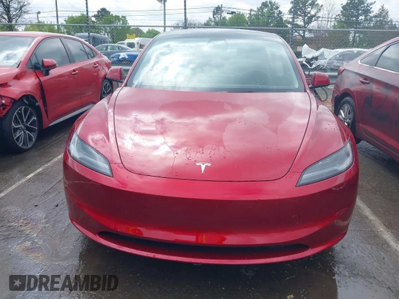 2025 Tesla Model 3 Long Range with VIN 5YJ3E1EB9SF928781, listed as a IAAI auction lot 41870681 with 261 mi miles and . Bid and sale history available at DreamBid. Image 13.