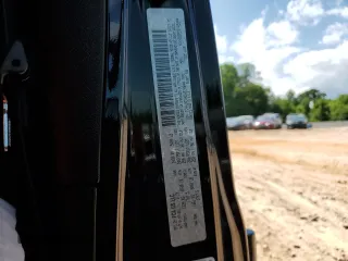 2019 Jeep Wrangler Unlimited Sport S с VIN 1C4HJXDGXKW610844, выставлен на аукционе Copart как лот 57952945 с пробегом 62 171 миль миль и Списание • Salvage title. История ставок и продаж доступна на DreamBid. Изображение 13.