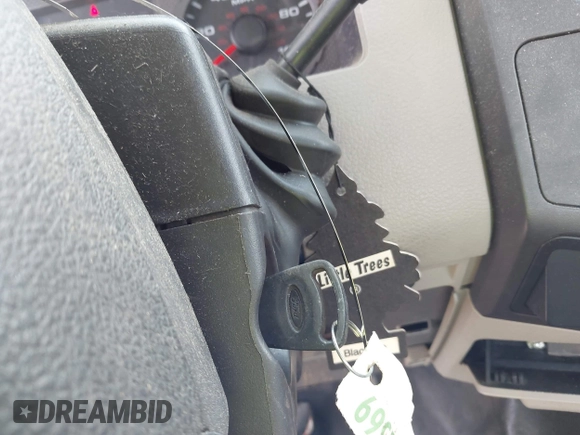 2008 Ford F-250 XL with VIN 1FTNF21578EB43519, listed as a IAAI auction lot 42491040 with 101,834 mi miles and . Bid and sale history available at DreamBid. Image 11.