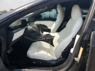2022 Tesla Model S Plaid with VIN 5YJSA1E66NF460913, listed as a Copart auction lot 60534665 with 47,595 mi miles and Salvage title. Bid and sale history available at DreamBid. Image 7.