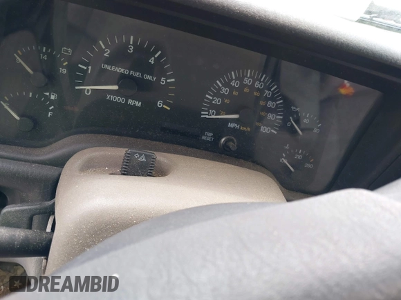 1998 Jeep Cherokee Sport with VIN 1J4FJ68S0WL117837, listed as a IAAI auction lot 42125538 with 1 mi miles. Bid and sale history available at carsss.com. Image 7.