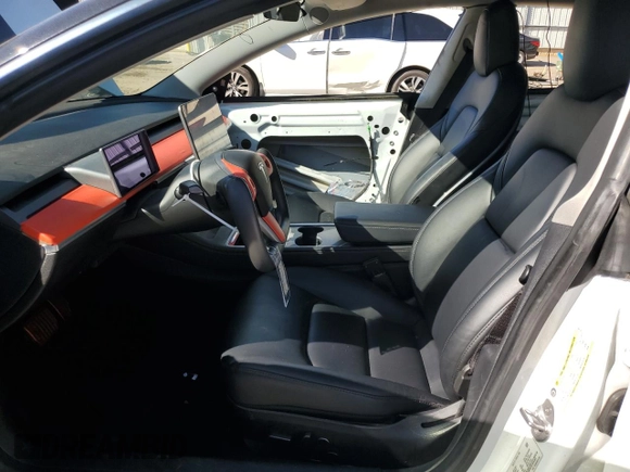 2021 Tesla Model 3 Standard Range Plus z VIN 5YJ3E1EA2MF098140, wystawiony jako Copart lot #73658044 z przebiegiem 118 452 mil mil oraz Szkoda całkowita • Salvage title. Historia ofert i sprzedaży dostępna na DreamBid. Obrazek 7.