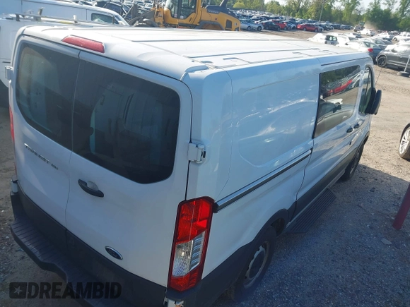 2018 Ford Transit with VIN 1FTYE1YM8JKB52082, listed as a IAAI auction lot 42098033 with 243,181 mi miles. Bid and sale history available at carsss.com. Image 4.