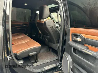 2022 Ram 3500 Longhorn with VIN 3C63RRNL4NG115320, listed as a Copart auction lot 84407954 with 209,475 mi miles and Clean Title. Bid and sale history available at carsss.com. Image 10.
