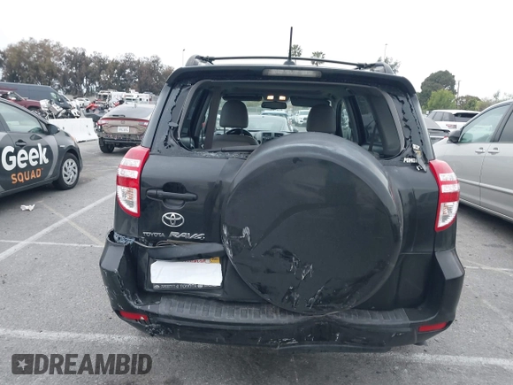2009 Toyota RAV4 Ltd with VIN JTMZK31VX9D001644, listed as a IAAI auction lot 42030571 with 186,844 mi miles. Bid and sale history available at carsss.com. Image 16.