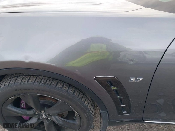 2016 Infiniti QX70 with VIN JN8CS1MU1GM670819, listed as a IAAI auction lot 41890593 with NaN miles. Bid and sale history available at carsss.com. Image 6.