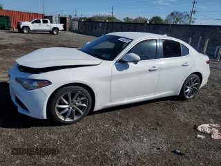 2017 Alfa Romeo Giulia with VIN ZARFAEDN6H7536938, listed as a Copart auction lot 46532905 with 57,614 mi miles and Salvage Title. Bid and sale history available at carsss.com. Image 1.